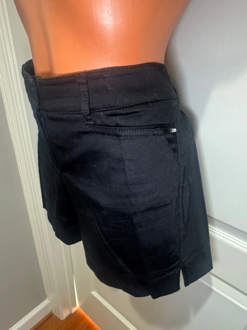 WHBM Black Stretch Cotton Shorts Mid Rise Sz 2 EUC $68 - Picture 3 of 12